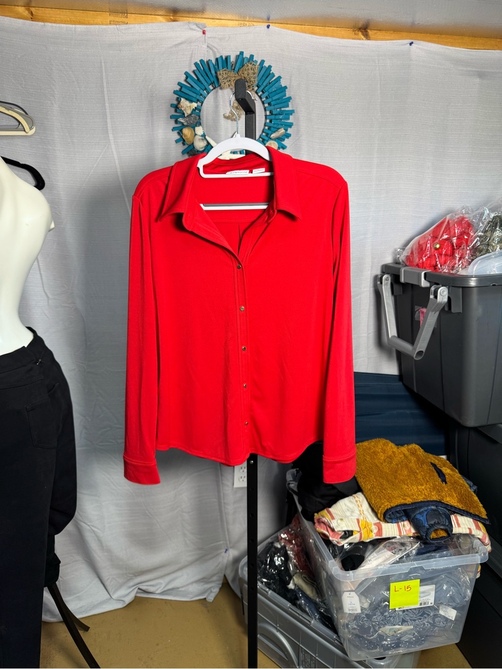 Liz Claiborne size large Classic Red Button-Front blouse